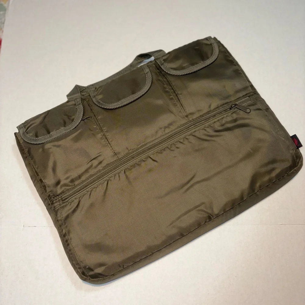 High Sierra Army Green Laptop or Messenger Bag pockets